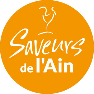 SavAIN-Logo-2019-blanc-orange logo saveurs de l'Ain